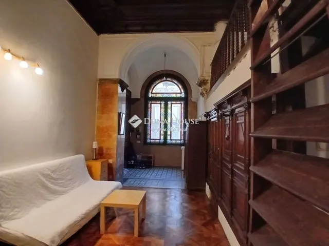 Eladó lakás Budapest VI. kerület 67 nm