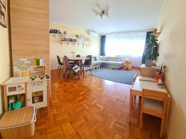 Eladó lakás Budapest XIV. kerület 55 nm
