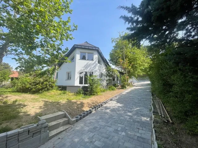 Kiadó ház Gödöllő 205 nm