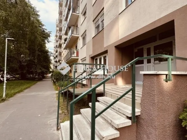 Eladó lakás Budapest XV. kerület 52 nm