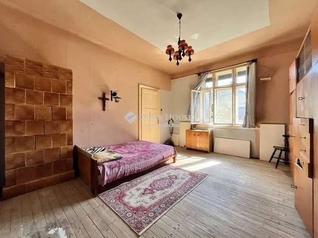 Eladó ház Budapest XV. kerület 40 nm