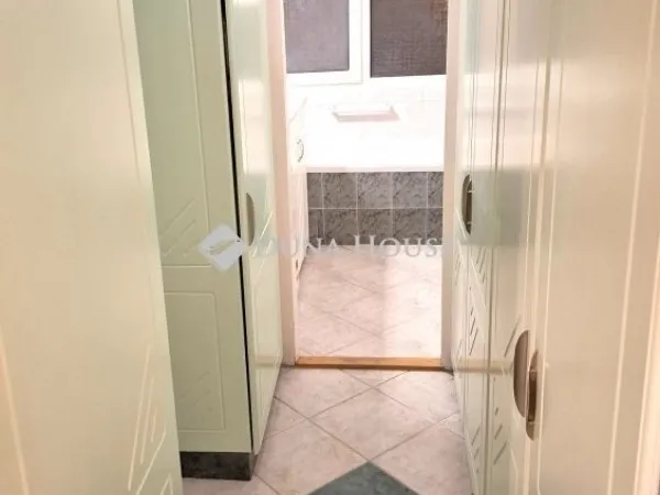 Eladó lakás Budapest III. kerület 66 nm