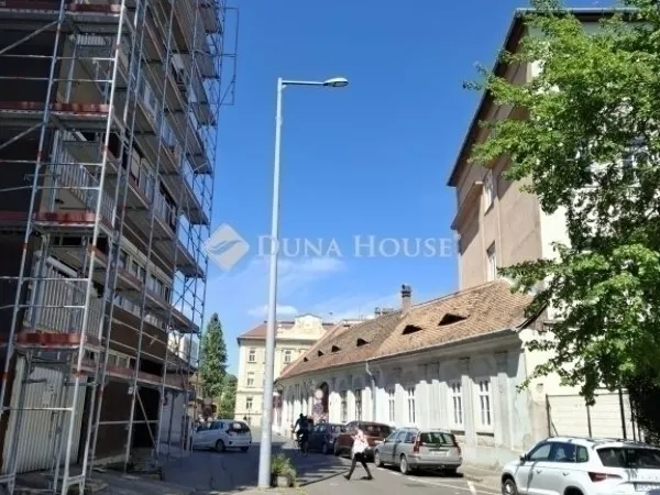 Eladó lakás Budapest III. kerület 66 nm