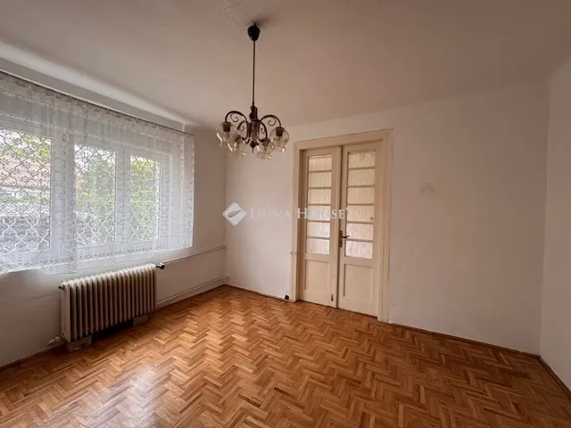 Eladó ház Budapest III. kerület 160 nm