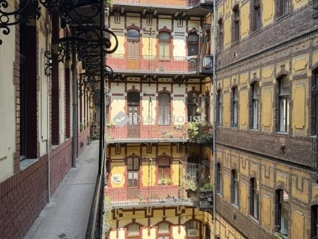 Eladó lakás Budapest VI. kerület 66 nm