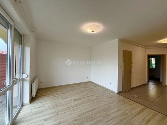 Kiadó lakás Dunakeszi 49 nm