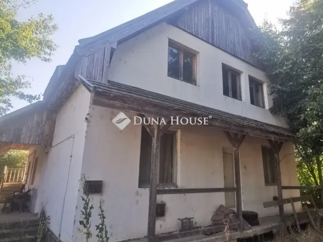 Eladó ház Vác, Homokdűlő 163 nm