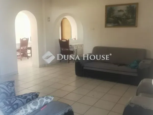Eladó ház Vác, Homokdűlő 163 nm