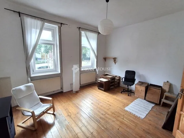 Eladó lakás Budapest XV. kerület 72 nm