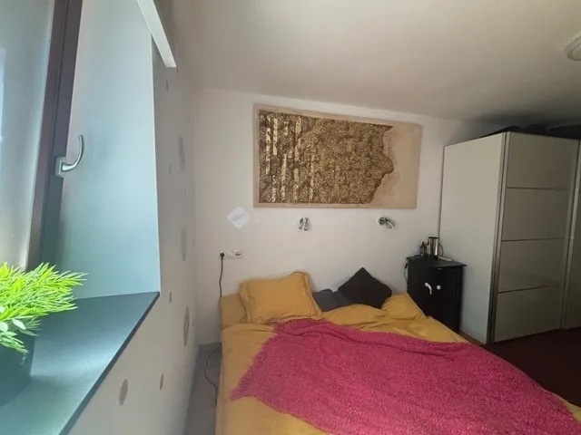 Eladó lakás Budapest III. kerület 66 nm