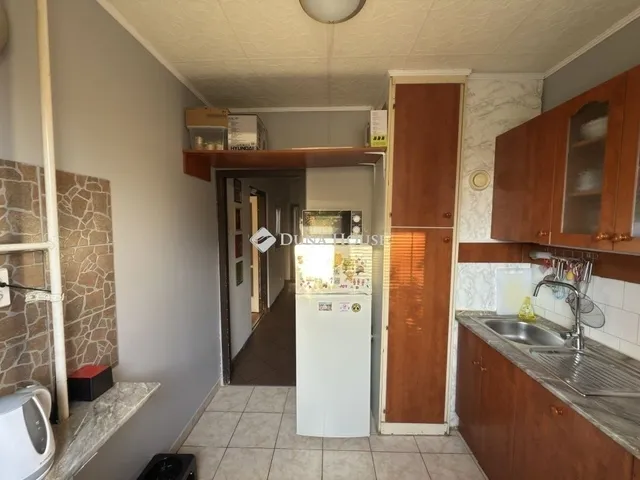 Eladó lakás Budapest III. kerület 73 nm