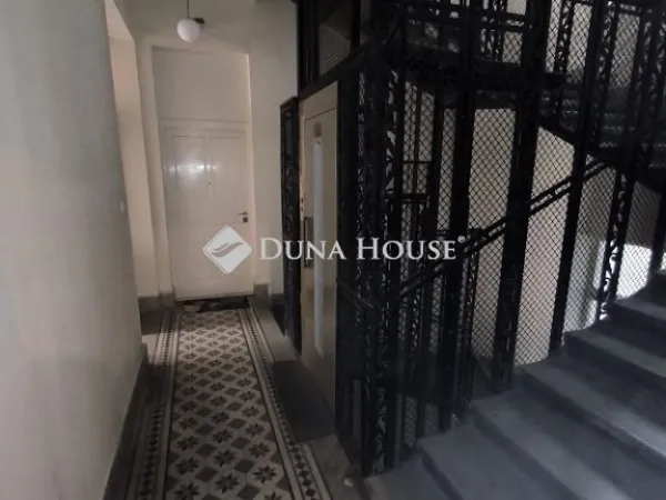 Eladó lakás Budapest V. kerület 68 nm