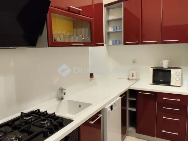 Eladó lakás Budapest VI. kerület 67 nm