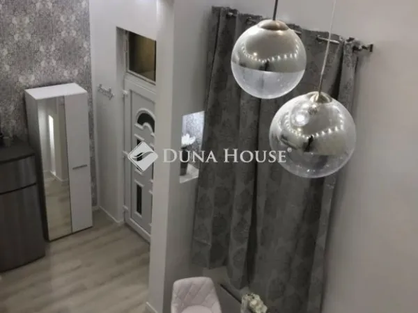 Eladó lakás Budapest VI. kerület 40 nm