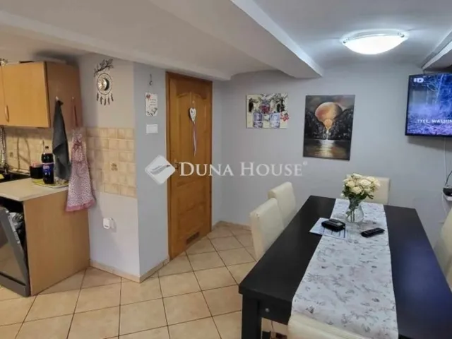 Eladó ház Vácegres 166 nm