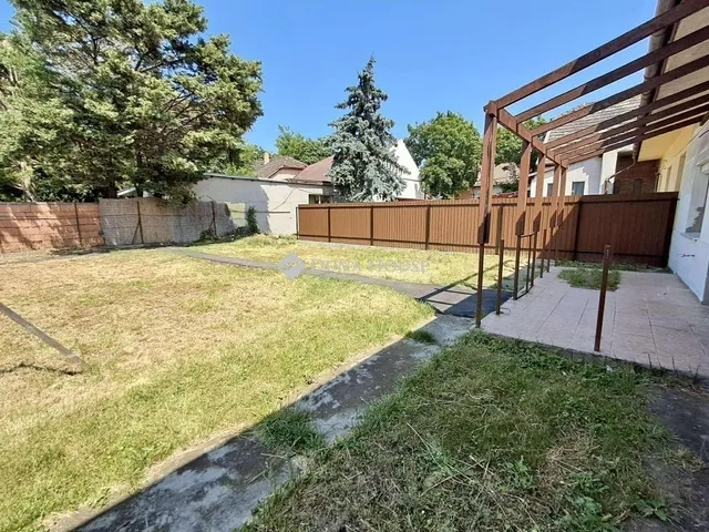 Eladó ház Budapest XV. kerület 40 nm