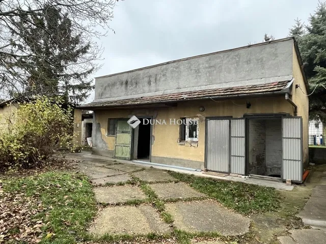 Eladó ház Aszód 160 nm