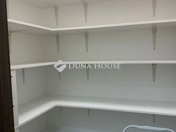 Eladó lakás Budapest XIV. kerület 79 nm