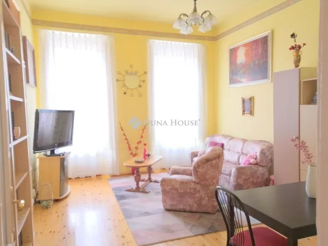 Eladó lakás Budapest VI. kerület 54 nm