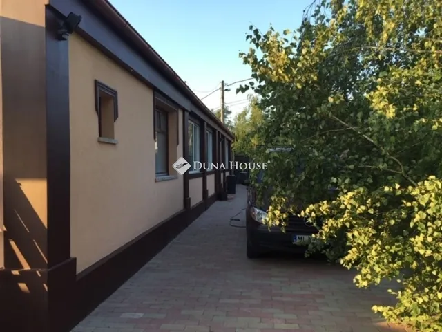 Eladó ház Szada 200 nm