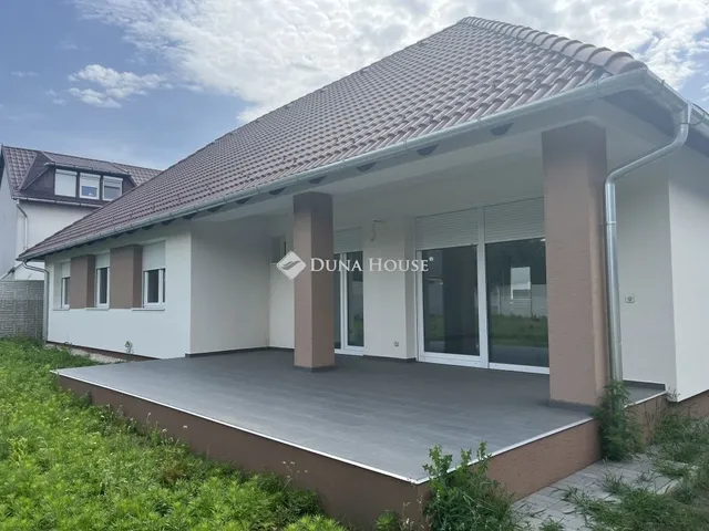 Eladó ház Fót 150 nm