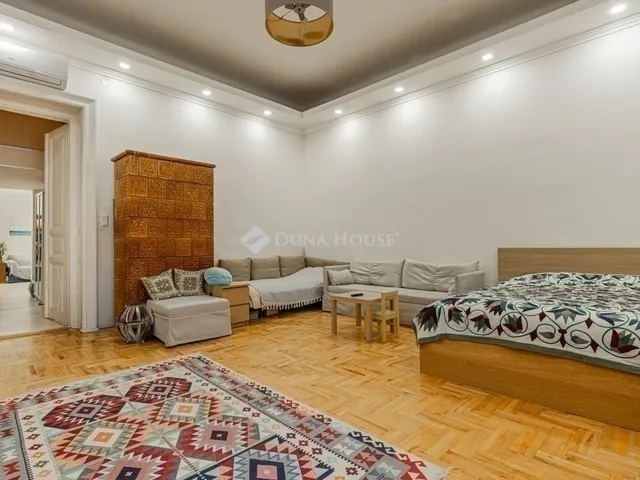 Eladó lakás Budapest VIII. kerület 77 nm