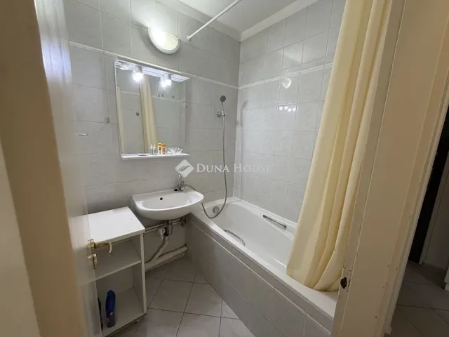 Eladó lakás Budapest III. kerület 37 nm