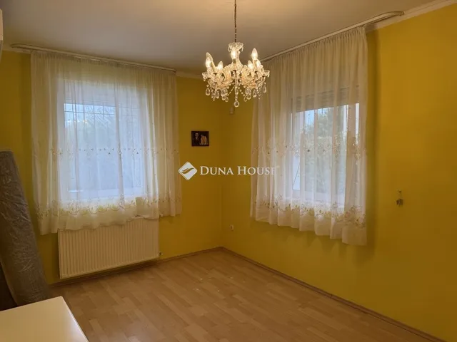 Eladó ház Fót 200 nm