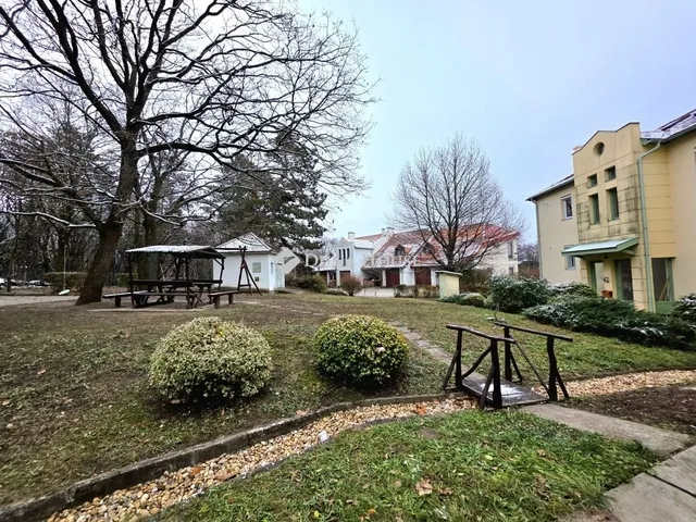 Eladó lakás Gödöllő 64 nm