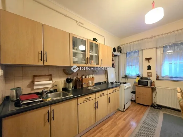 Eladó lakás Gödöllő 64 nm