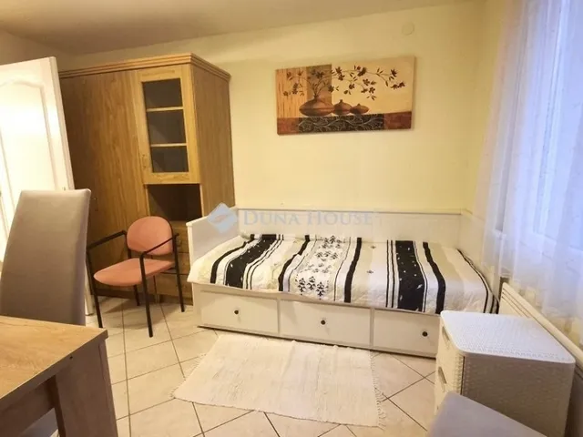 Eladó ház Erdőkertes 25 nm