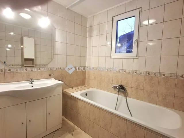 Eladó ház Erdőkertes 25 nm