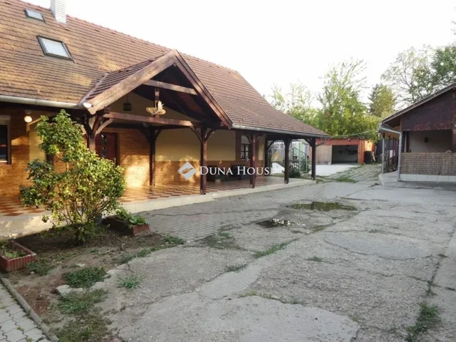 Kiadó ház Gödöllő 78 nm