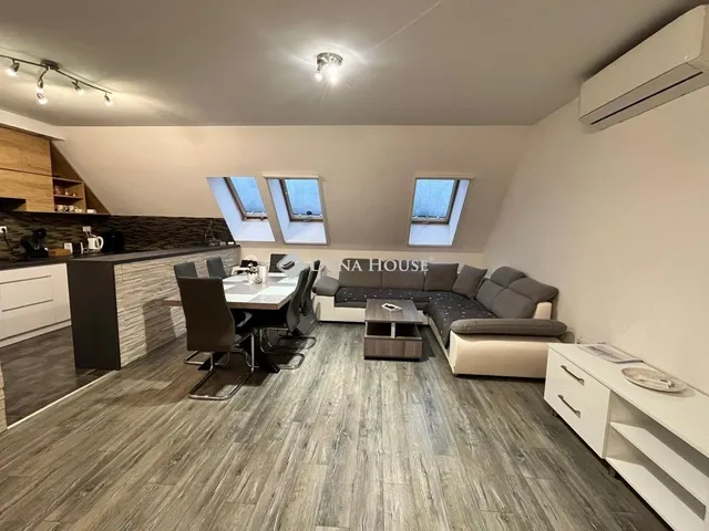 Kiadó lakás Budapest XV. kerület 112 nm