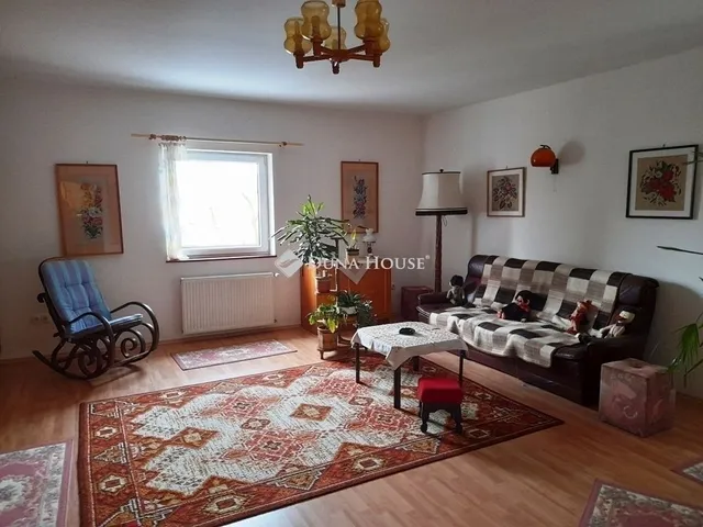 Eladó ház Veresegyház 300 nm