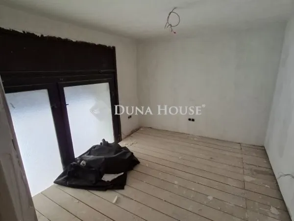 Eladó kereskedelmi és ipari ingatlan Budapest XIII. kerület 60 nm