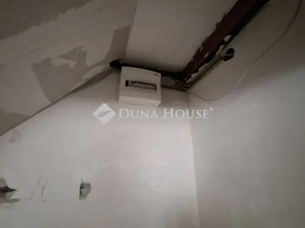 Eladó kereskedelmi és ipari ingatlan Budapest XIII. kerület 60 nm