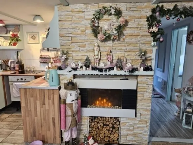 Eladó ház Erdőkertes 93 nm