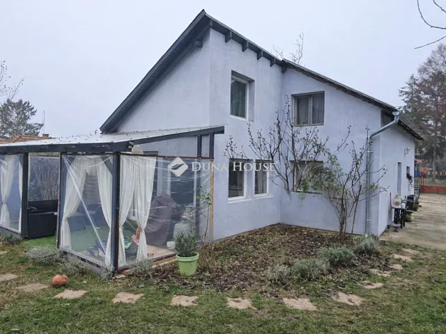 Eladó ház Erdőkertes 93 nm