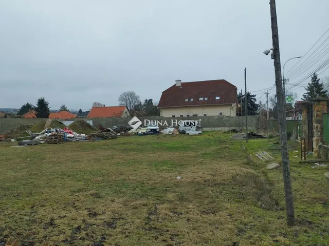 Eladó telek Fót 1713 nm