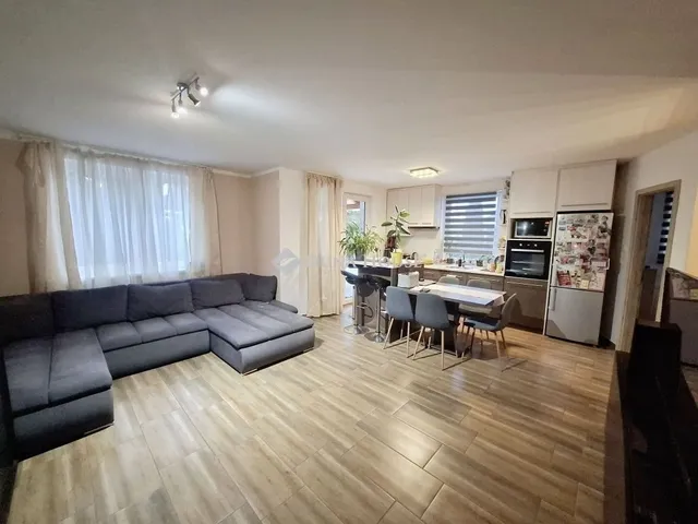 Eladó ház Fót 90 nm