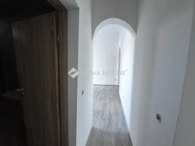 Eladó lakás Budapest IV. kerület 77 nm