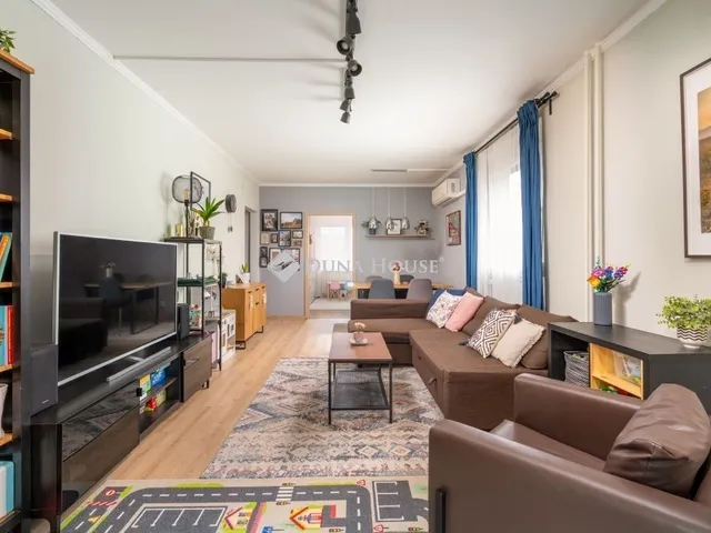 Eladó lakás Budapest XV. kerület 78 nm