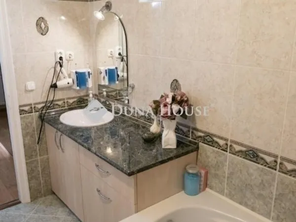 Eladó ház Dunakeszi 224 nm