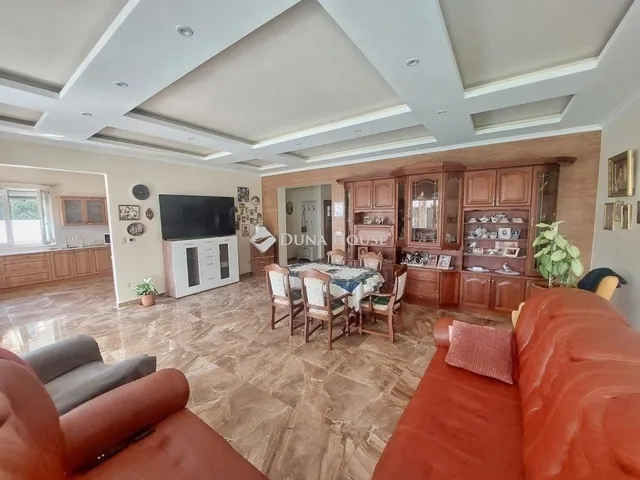 Eladó ház Dunakeszi 150 nm