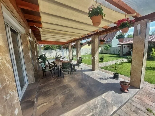 Eladó ház Dunakeszi 150 nm