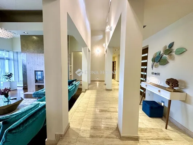 Eladó ház Dunakeszi 227 nm