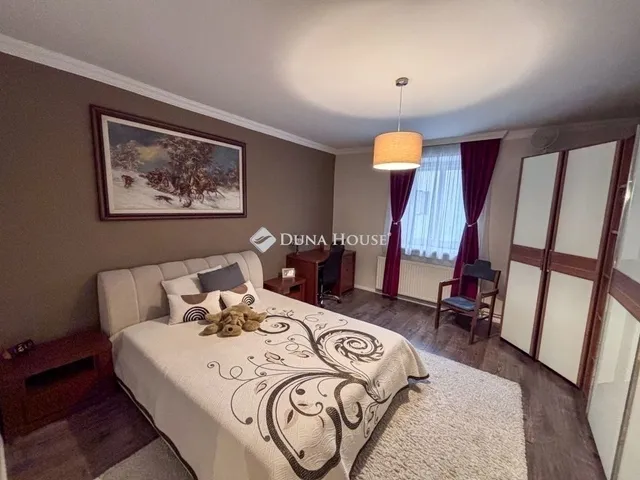 Eladó lakás Dunakeszi 82 nm