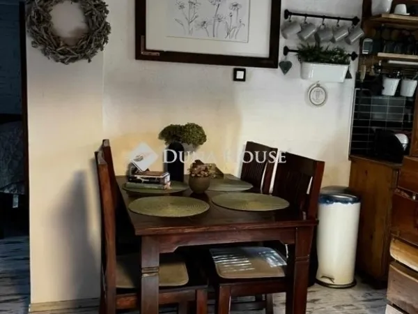 Eladó ház Dunakeszi 222 nm