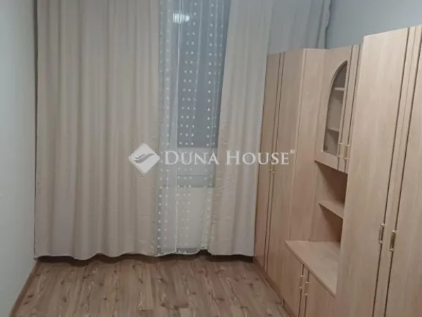 Eladó lakás Budapest XV. kerület 69 nm